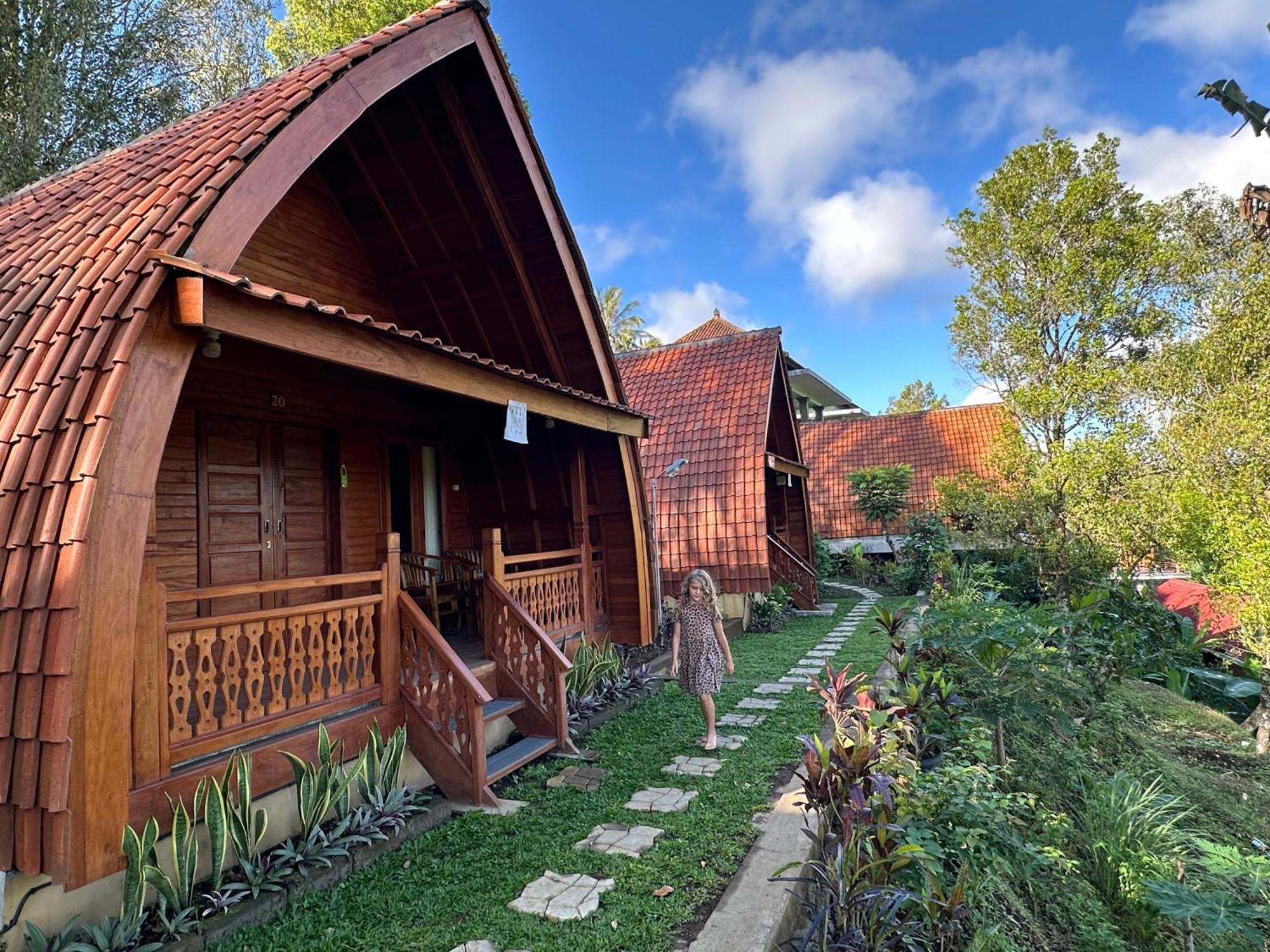 Villa Ipsa Munduk Exterior foto