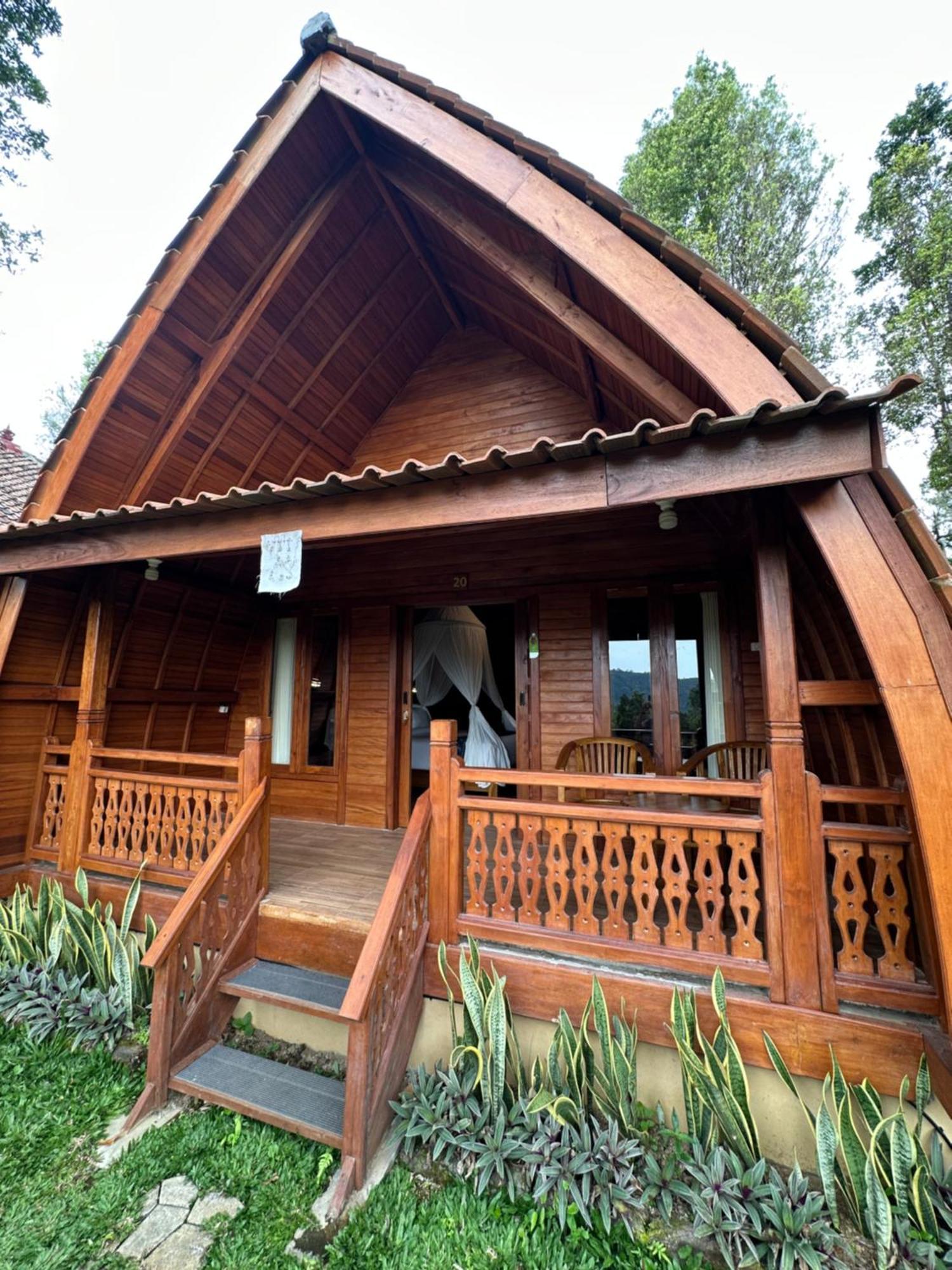 Villa Ipsa Munduk Exterior foto